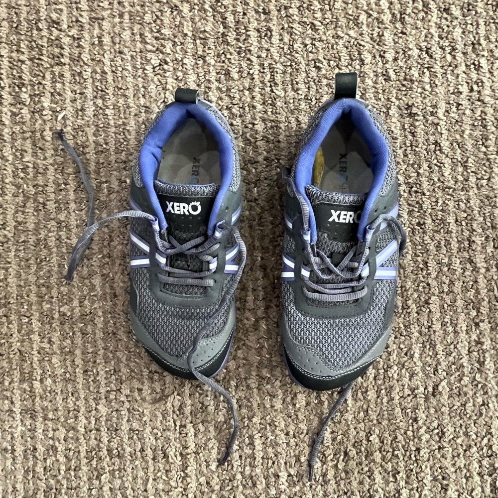 Xero shoes. Women’s size 6.